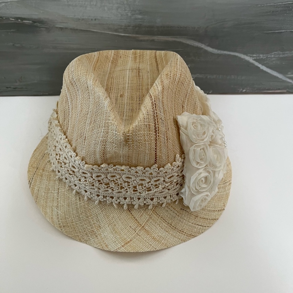Women’s Fashion Hat - One Size - Wenling